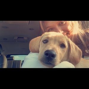 Meet your Posher, Alora